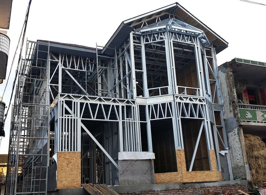 裝配式輕鋼結(jié)構(gòu)別墅建筑前景廣闊隆鑫住工